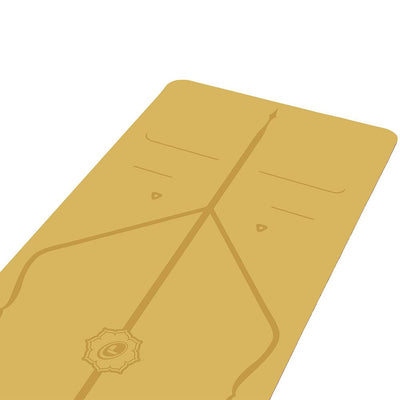 Liforme Original Yoga Mat – Free Yoga Bag Included - Patented Alignment System, Warrior-like Grip, Non-slip, Eco-friendly, sweat-resistant, long, wide, 4.2mm thick mat for comfort