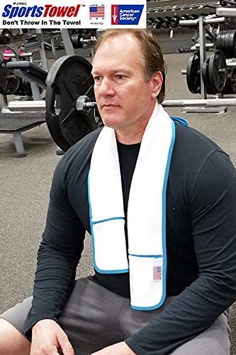 Sports Towel - 2 Zipper Pockets Hold Belongings Safe While You Exercise, at The Gym. Play Pickleball, Tennis, Golf.100% Cotton Ring Spun Loops Super Soft and Absorbent (Mint)