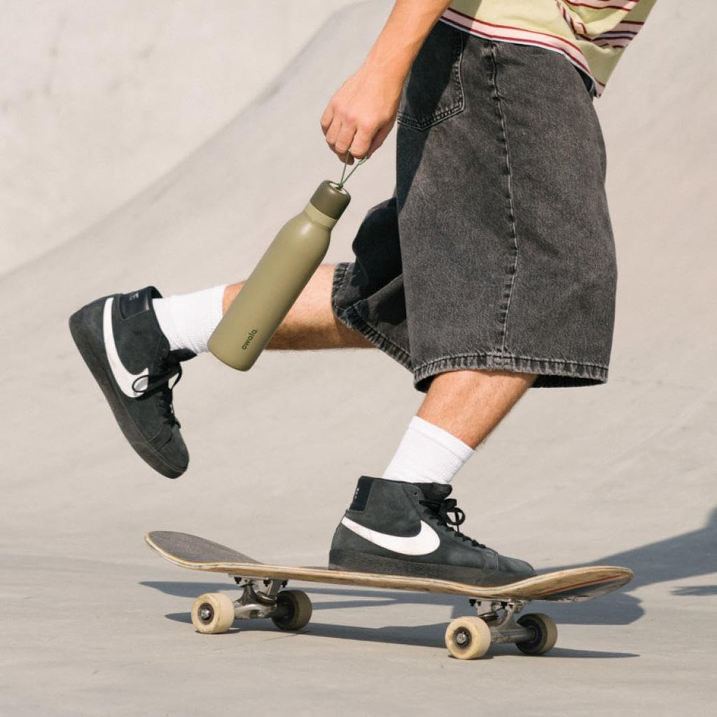 Owala FreeSip Twist Insulated Stainless Steel Water Bottle with Straw for Sports and Travel, BPA-Free, 24-oz, Purple/Purple (California Grapevine)