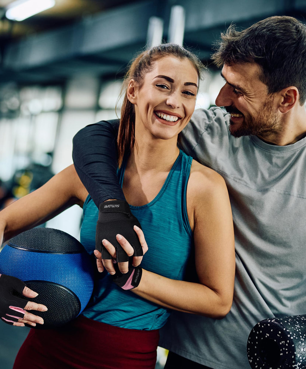 SIMARI Breathable Workout Gloves for Men & Women, Weight Lifting Gloves with Padded, Grip, Full Palm Protection, Gift for Gym Exercise, Cycling, Weightlifting Training, Fitness, Black, Pink, Size