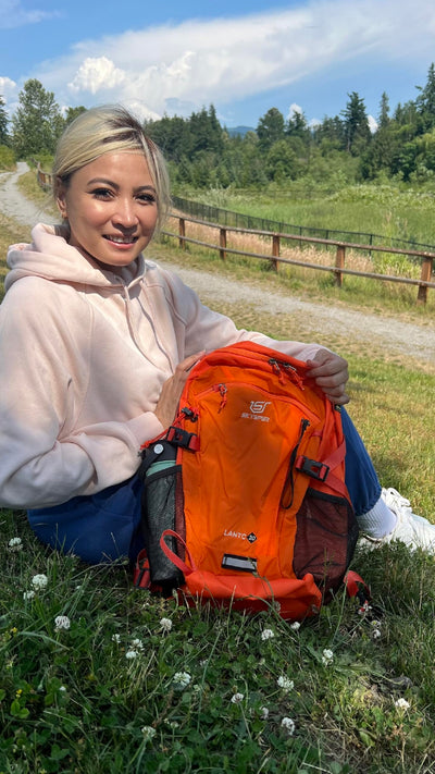 SKYSPER Small Hiking Backpack, 20L/30L Lightweight Travel Backpacks Hiking Daypack for Women Men