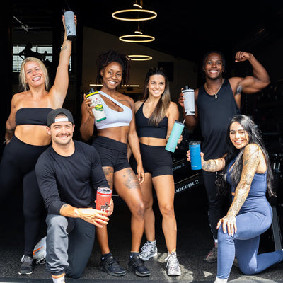 Ice Shaker Insulated Stainless Steel Shaker Bottle | 26oz, Navy/Mint | Cold for 30+ Hours | Insulated Cup with Twist-on Agitator | Odor-Free Bottle for Protein Shakes, Water, Smoothies, Cocktails