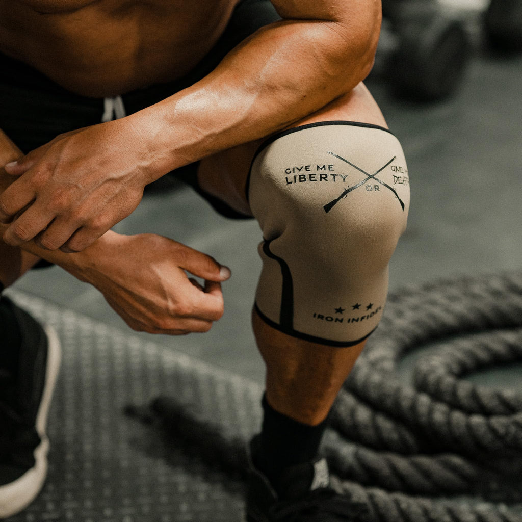 Knee Sleeves for Weightlifting & Powerlifting (7mm Pair) For Men & Women - Knee Wraps for Weight Lifting, Squats, Fitness, Gym Workout, Crossfit - IPF Approved Knee Compression Sleeve Support