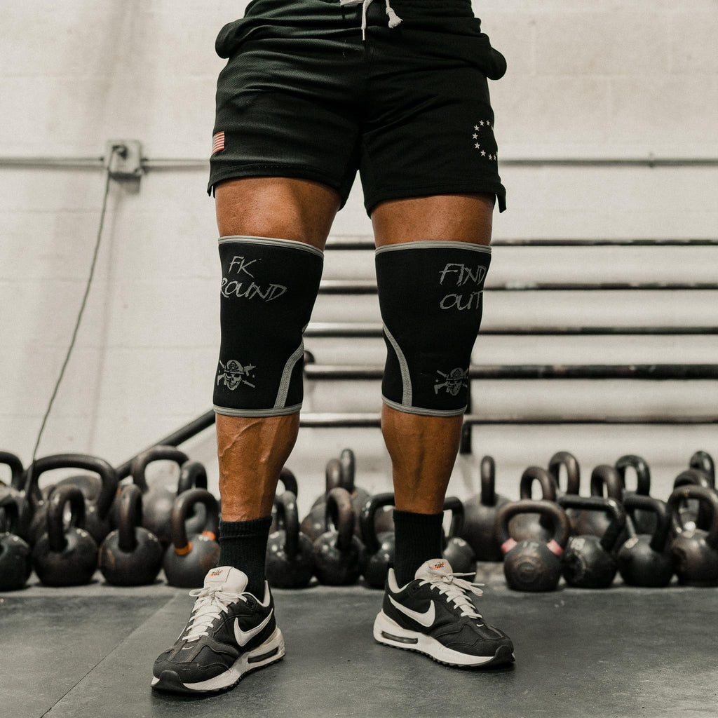 Knee Sleeves for Weightlifting & Powerlifting (7mm Pair) For Men & Women - Knee Wraps for Weight Lifting, Squats, Fitness, Gym Workout, Crossfit - IPF Approved Knee Compression Sleeve Support