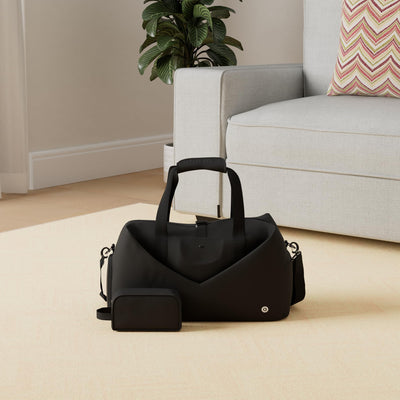 Ceneda 20" Gym Bag for Women with Wet Pocket & Shoe Compartment, Lightweight Duffel Waterproof Carry On Duffle for Travel, Yoga, Overnight (Green)