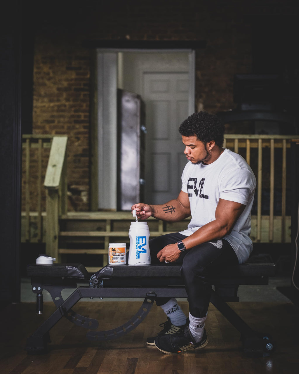 Evlution Nutrition HYDRAMINO Complete Hydration Multiplier, All 6 Electrolytes, Vitamin C & B, Fluid Boosting Aminos, Coconut Water, Endurance, Recovery, Antioxidants, 30 Serve, Orange Mango