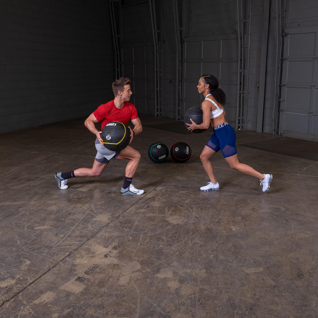 Body-Solid Heavy Rubber Medicine Ball - Non Bouncing Wall Balls for Strength Training, Weight Loss Workout, Core Exercise and Home Gym Fitness, Black