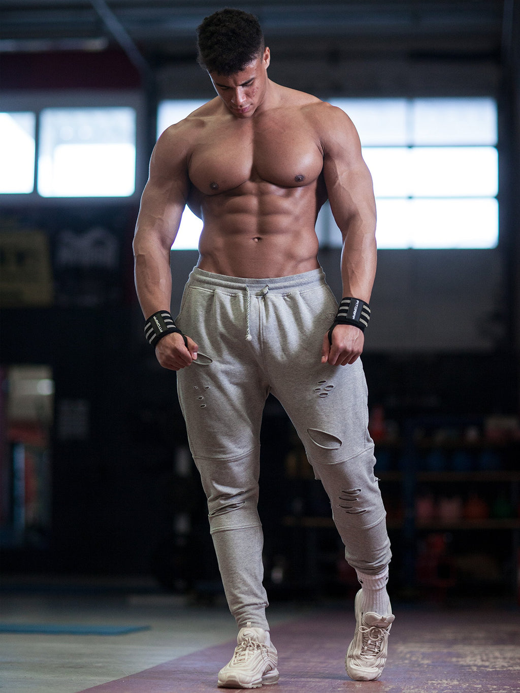 Fitgriff® Wrist Wraps for Weightlifting (18") Heavy-Duty Support for Gym, Bench Press, and Pushups (1 Pair) - for Men and Women (Black)