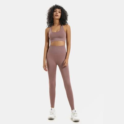 Seamless Knit Yoga Set for Women - Activewear Outfit