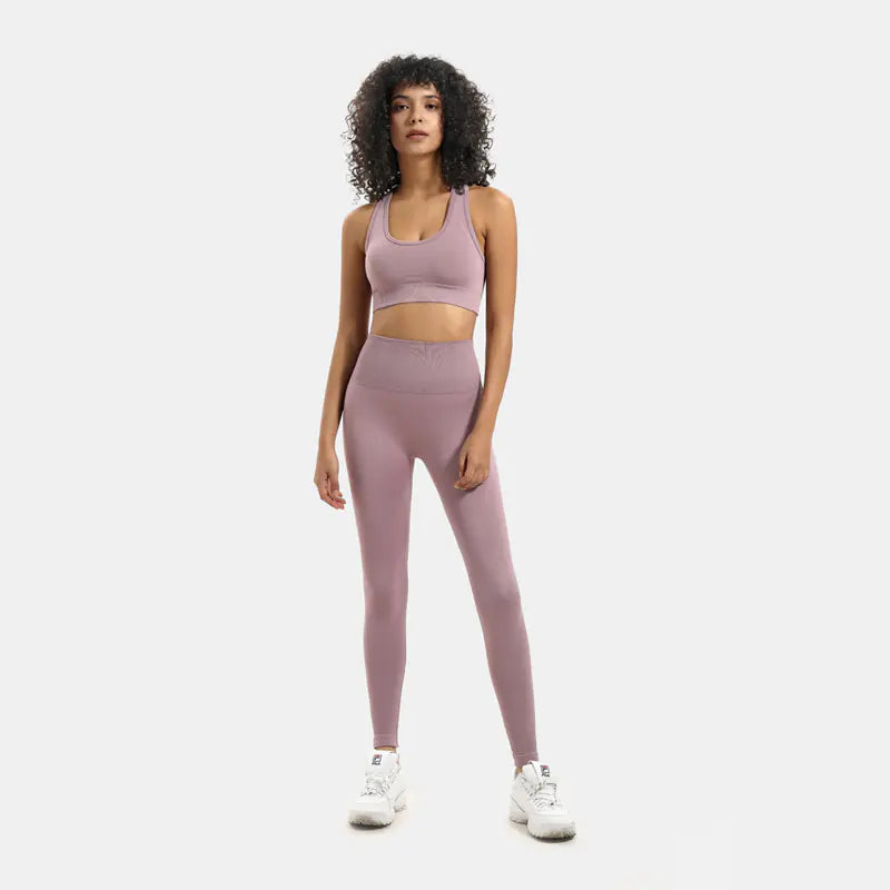 Seamless Knit Yoga Set for Women - Activewear Outfit