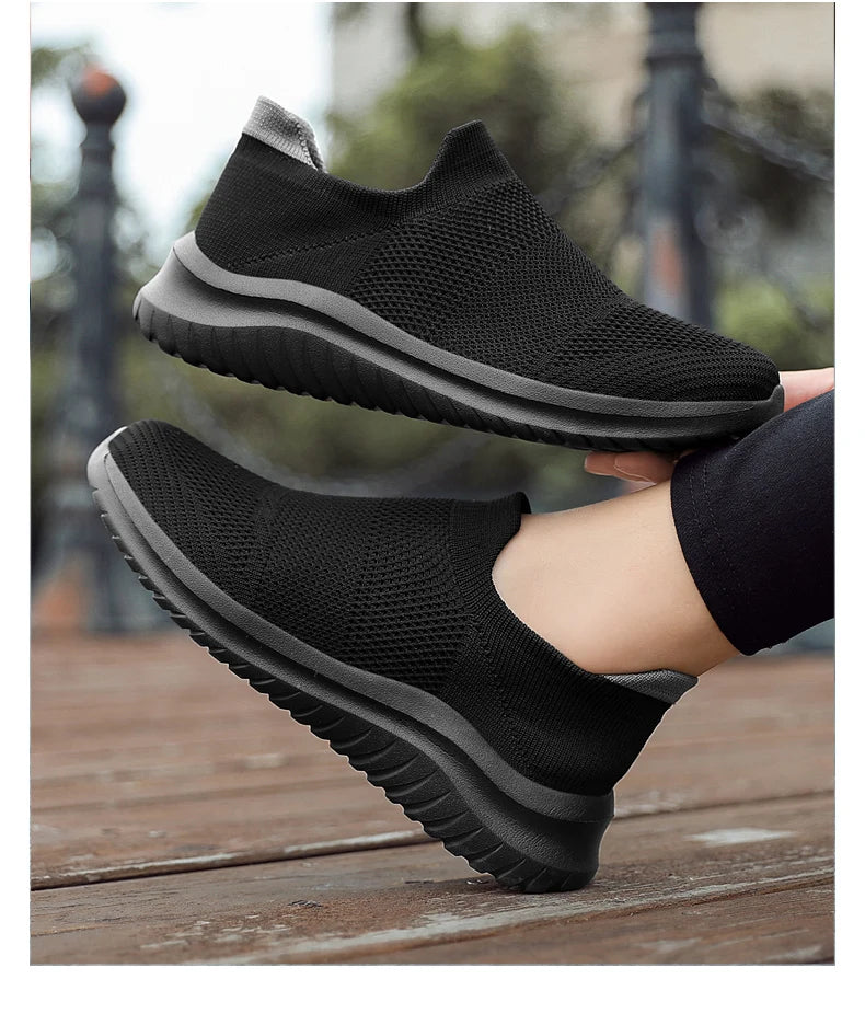 2023 New Comfortable High shoes man and womens classic sneakers Durable White Flat Canvas Shoes size 35-44