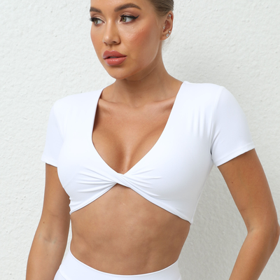 Slim-Fit V-Neck Yoga Tee – Stylish & Sporty Activewear