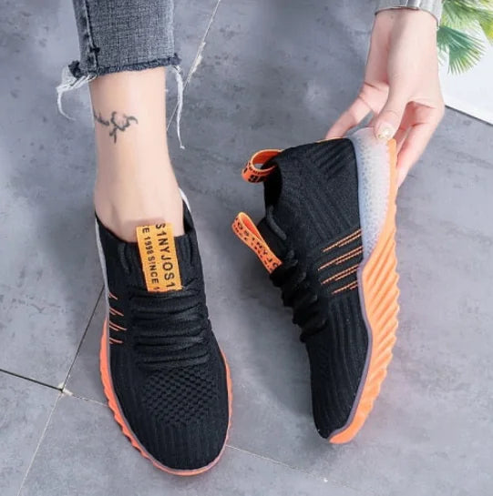 Sport Sneakers Bayond (One Pair)